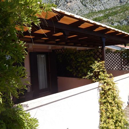Apartmani Zona Sveti Stefan Eksteriør bilde