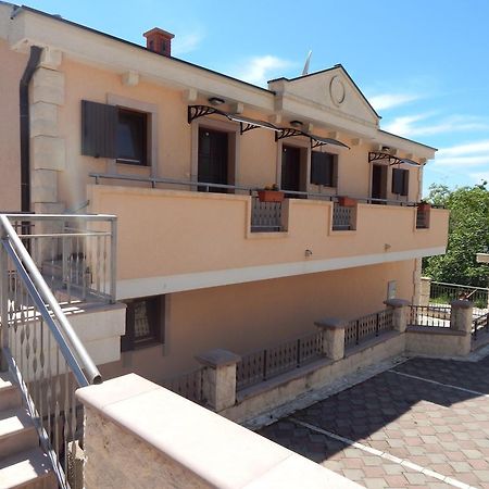 Apartmani Zona Sveti Stefan Eksteriør bilde