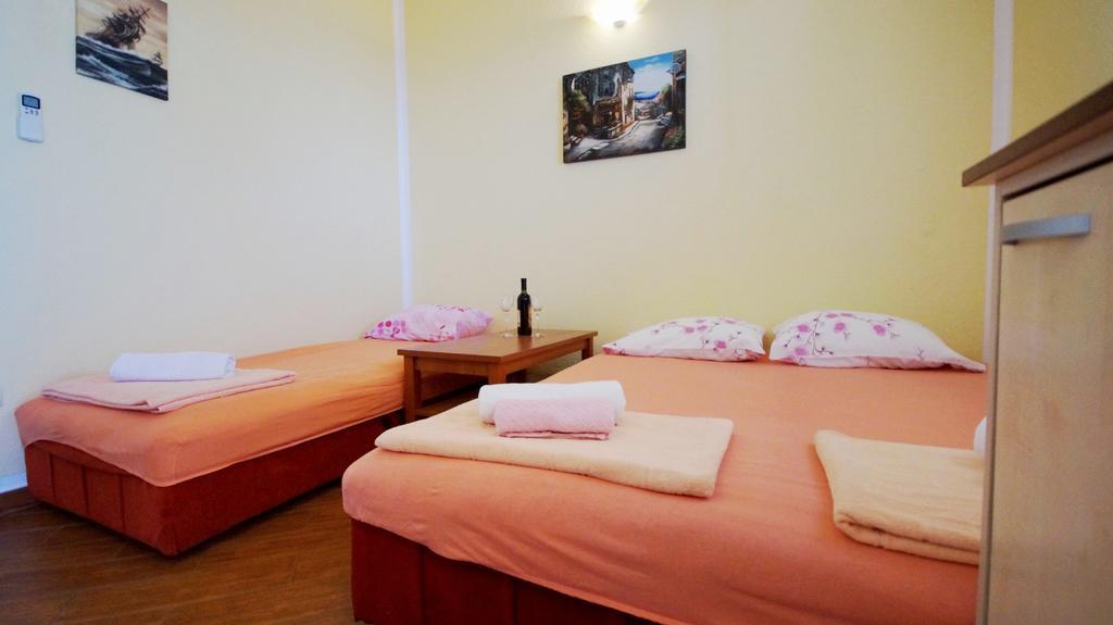 Apartmani Zona Sveti Stefan Eksteriør bilde