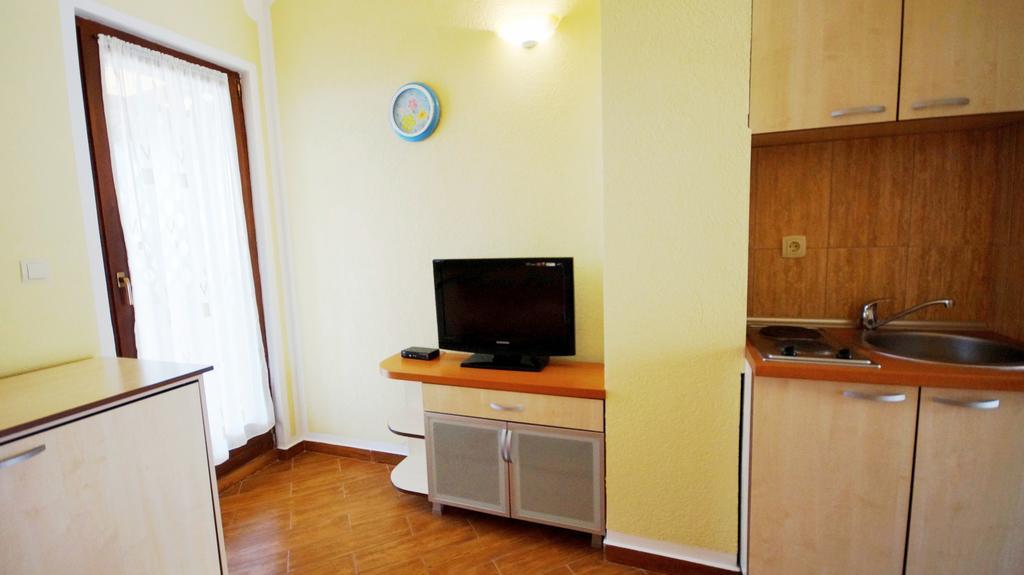 Apartmani Zona Sveti Stefan Eksteriør bilde