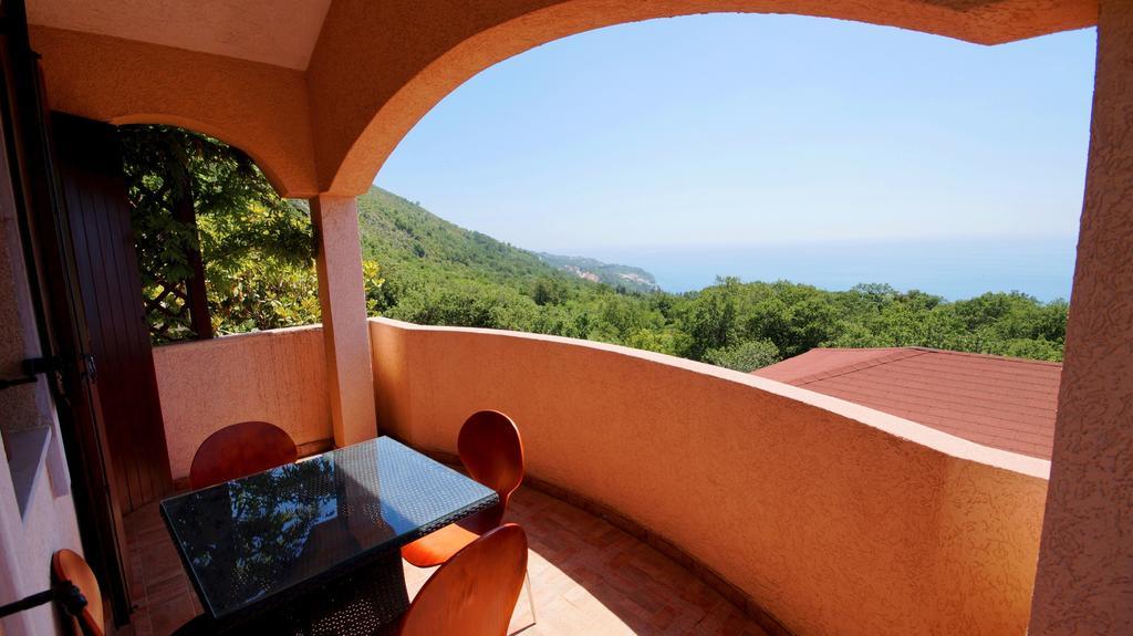 Apartmani Zona Sveti Stefan Eksteriør bilde