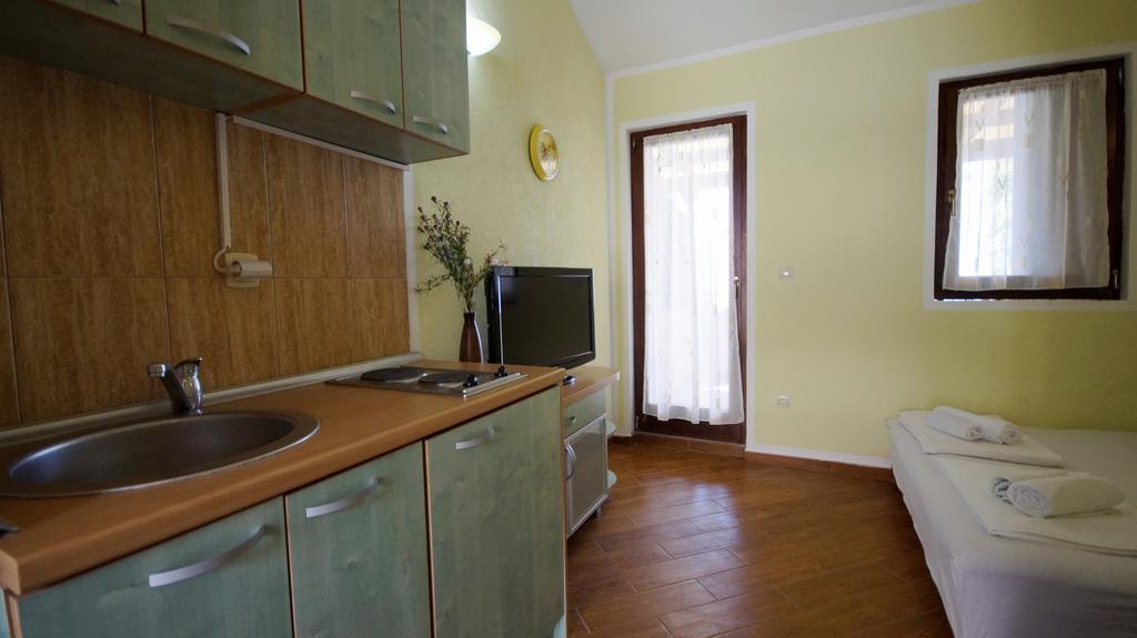 Apartmani Zona Sveti Stefan Eksteriør bilde
