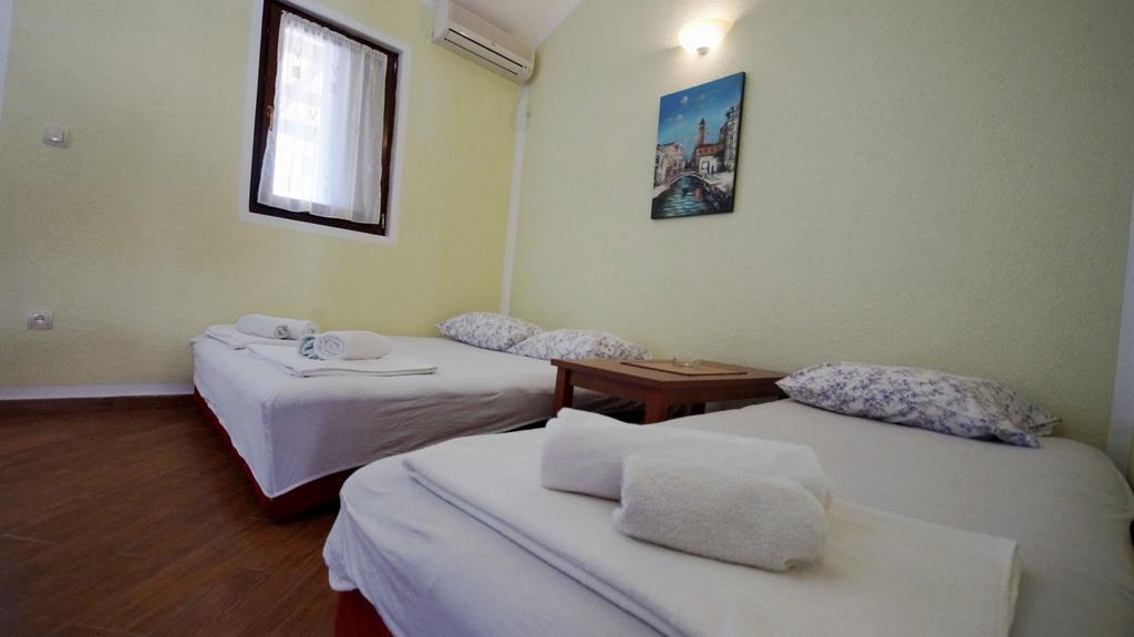 Apartmani Zona Sveti Stefan Eksteriør bilde