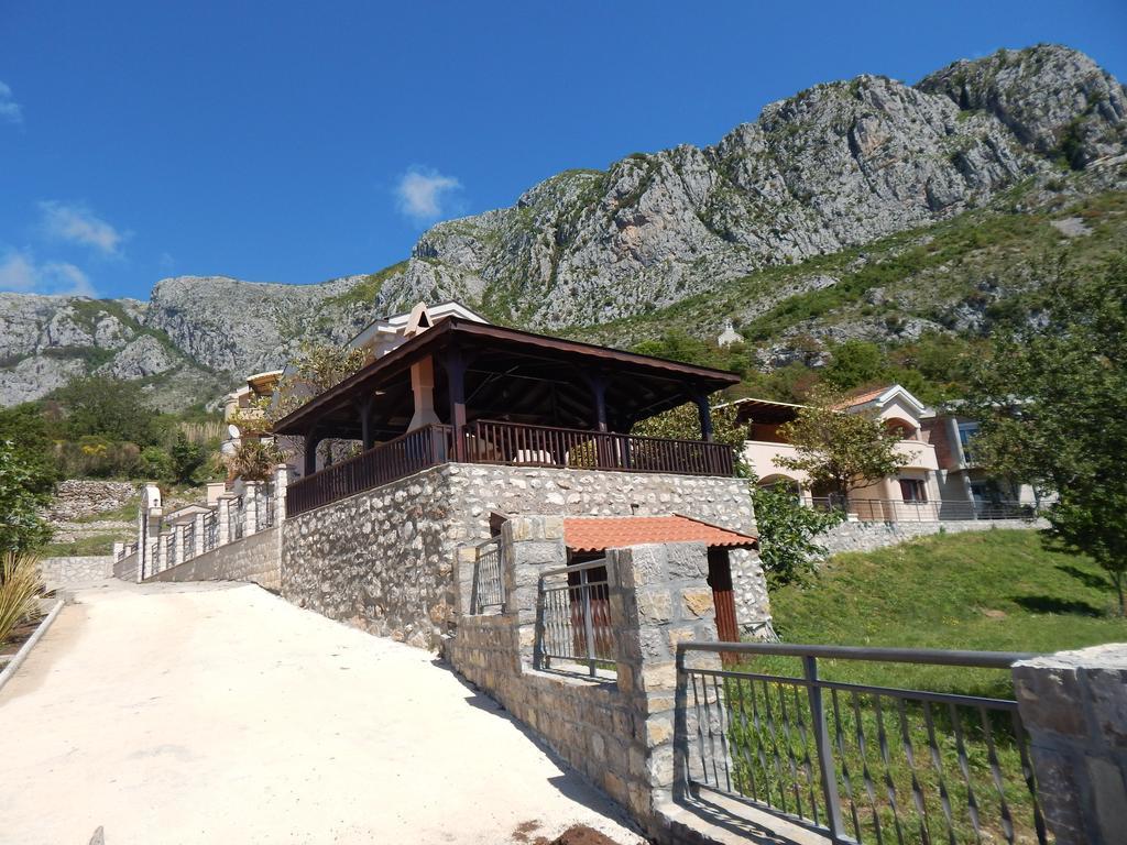 Apartmani Zona Sveti Stefan Eksteriør bilde