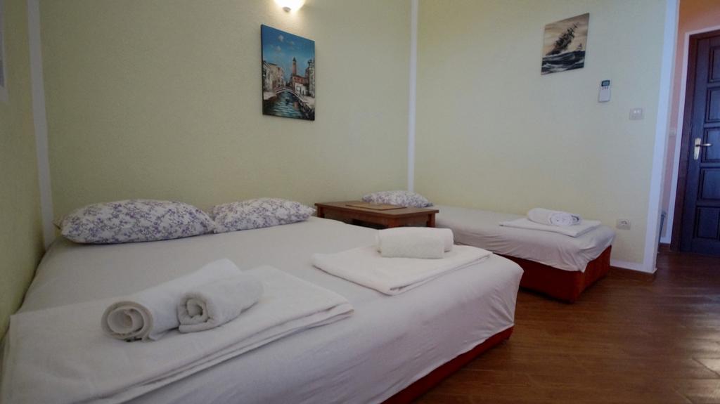 Apartmani Zona Sveti Stefan Eksteriør bilde