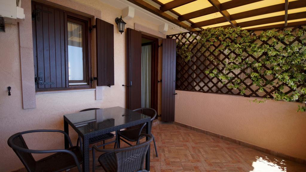 Apartmani Zona Sveti Stefan Eksteriør bilde
